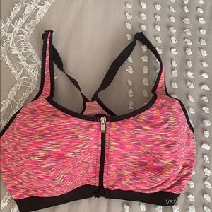 Knockout Maximum Support Front-Close Sport Bra